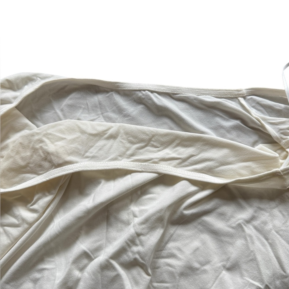 Alo Asymmetric Sheer Glow Long Sleeve Size S - Picture 5 of 6